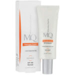 کرم ضد آفتاب بی رنگ ام کیو با SPF50 مناسب پوست نرمال و خشک حجم 55 میلی لیتر